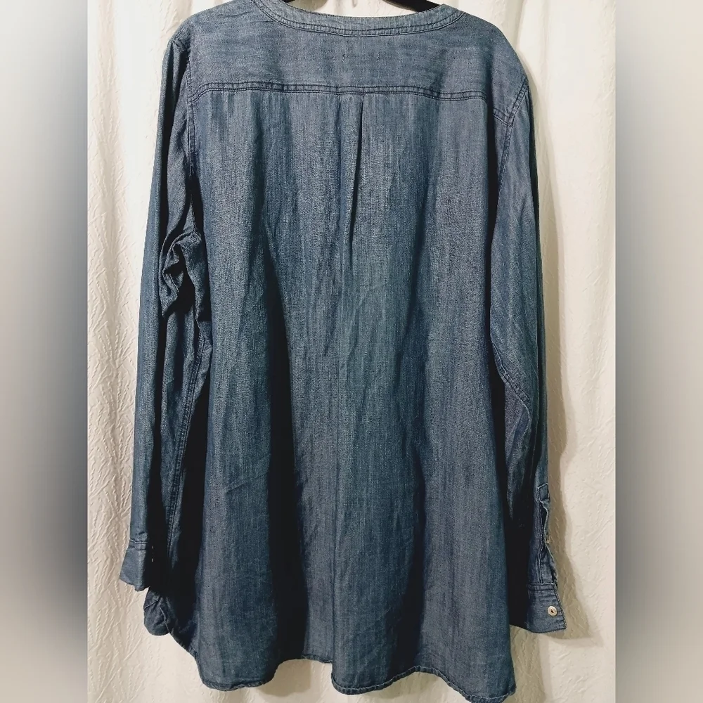 Westbound long-sleeved button-down relaxed fit top Size 2X